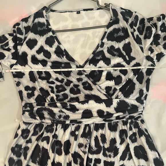 Womens Leopard Print Midi Dress sz L - Picture 12 of 13